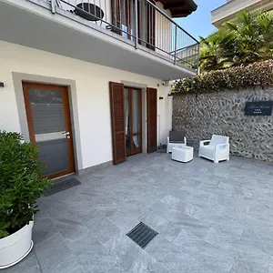Sweet Home... Parking Inside , Azzano San Paolo Italia